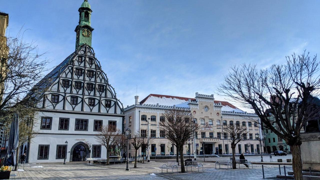 Gaeste- Und Ferienwohnung Glaeser ツウィッカウ エクステリア 写真