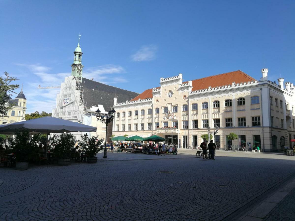 Gaeste- Und Ferienwohnung Glaeser ツウィッカウ エクステリア 写真