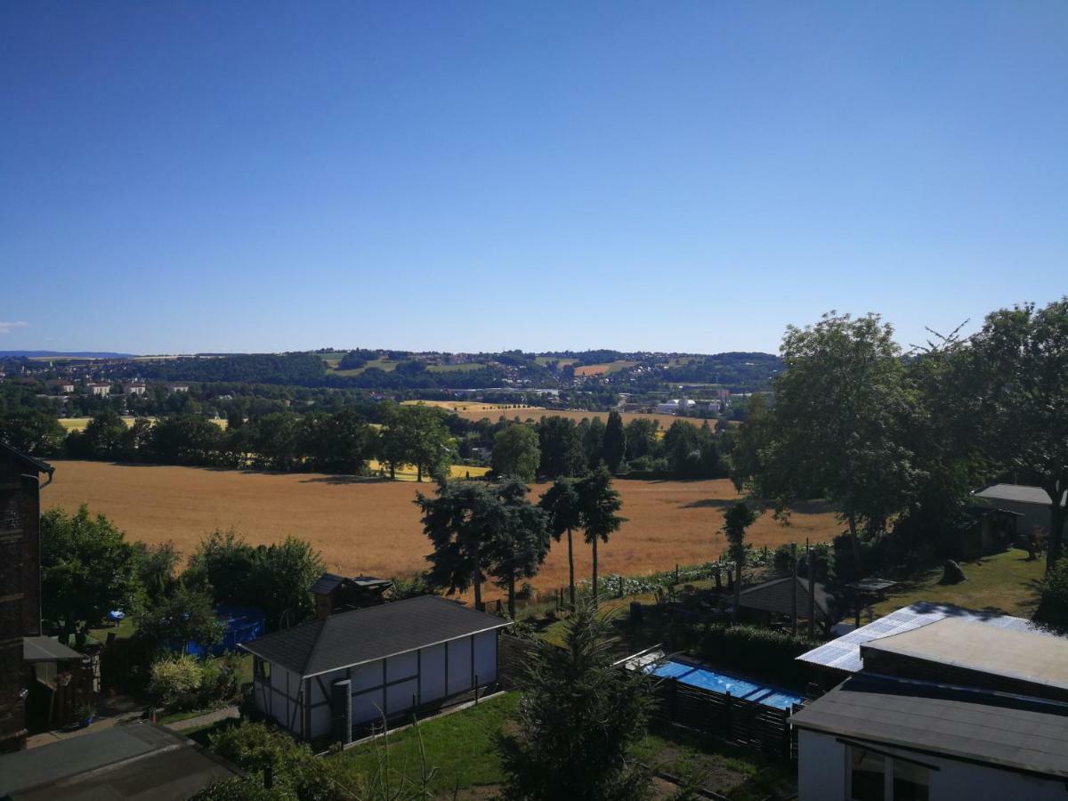 Gaeste- Und Ferienwohnung Glaeser ツウィッカウ エクステリア 写真